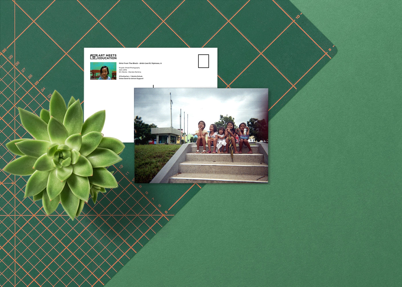 Arkin Lexi B. Vipinoso - Girls From The Block - Print Postcard - Project Street Photography