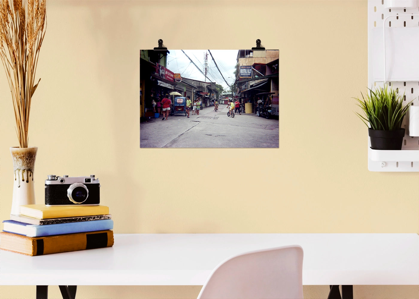 Terienz Adrien A. Rivas - Bike On The Road - Print Poster DinA3 - Projekt Street Photography